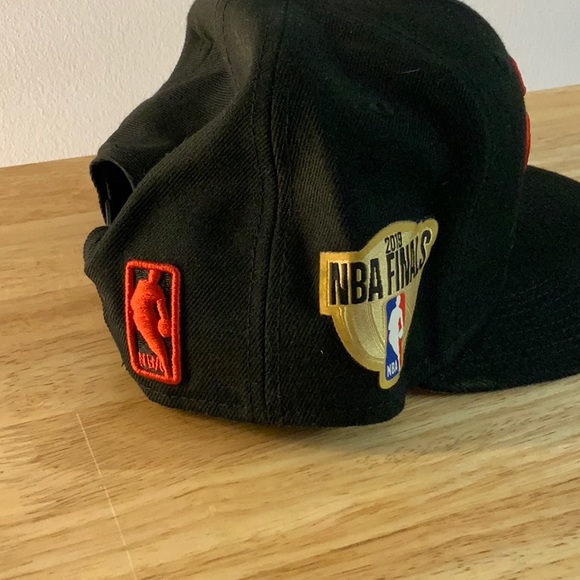 Toronto Raptors 2019 NBA finals Snapback - Picture 3 of 3